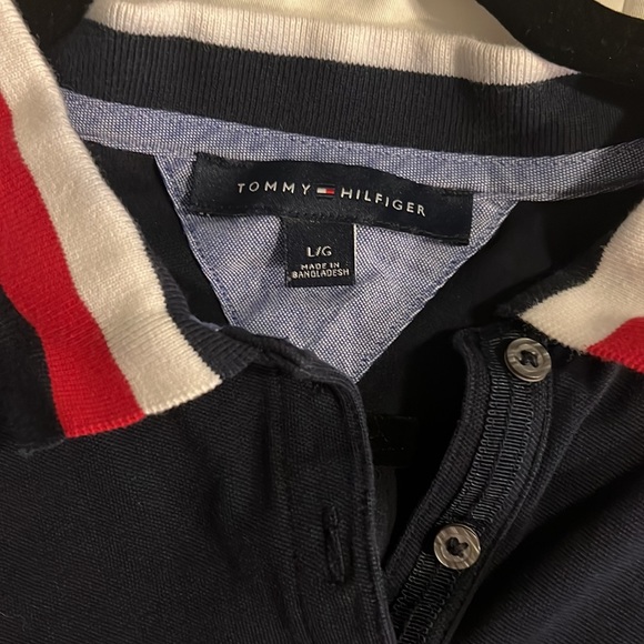 Tommy Hilfiger Large Polo - Picture 3 of 4